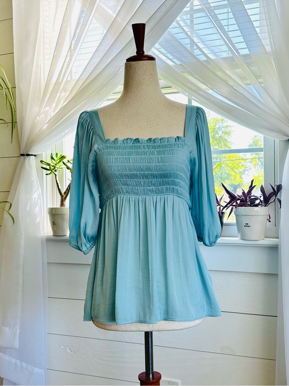 Naked Zebra Capri Blue Smocked Babydoll Blouse NWT Size Small